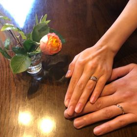 【ケイウノ ブライダル(K.UNO BRIDAL)の口コミ】 シンプルなデザインが好きだったので、少しウェーブのあるルミナーレとい…