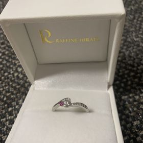 【Princesse(プランセス)】の口コミ 都内で以前に宝石店で指輪を見せてもらいその際に引っかかりの無いものでウ...