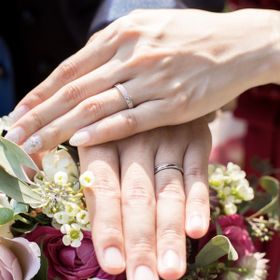 【モニッケンダム(MONNICKENDAM)の口コミ】 シルバーの指輪が良いなと思っており、シンプルで落ち着いていて、でもさ…