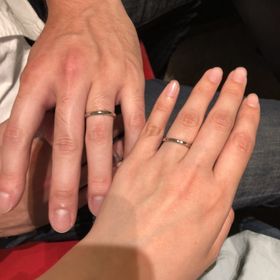 【銀座ダイヤモンドシライシの口コミ】 デザインがシンプルなので、どの生活のシーンでも着用することができるこ…