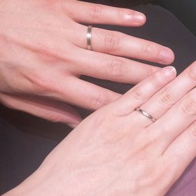 【銀座ダイヤモンドシライシの口コミ】 着け心地がとても良く、さりげないけどきれいに輝いてくれるダイヤが気に…