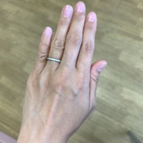 【canal4℃(カナルヨンドシー)の口コミ】 婚約指輪ですが、普段もつけれるようなものが希望でした。シンプルで飽き…