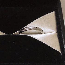 【エクセルコダイヤモンド(EXELCO DIAMOND)の口コミ】 他の店舗も色々見て見たが、自分が求めていたリングの太さ、デザインに1番…