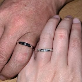 【PILOT BRIDAL(パイロットブライダル)の口コミ】 何種類か指輪を持ってきてもらい、見せていただきましたが、一番初めに目…