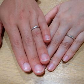 【TRECENTI(トレセンテ)の口コミ】 シンプルな結婚指輪を探していたのですが、デザインはもちろん、ダイヤや…