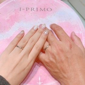 【アイプリモ(I-PRIMO)の口コミ】 ホームページや店舗でたくさんの指輪を見て試着しましたが、
小さめのダイ…