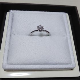 【LUCIE(ルシエ)】の口コミ サプライズで貰ったので聞いた話ですが・・・。
まず石を選び、その後に石...