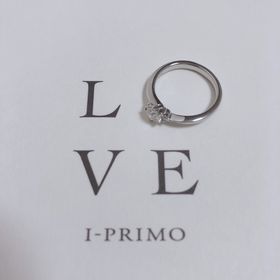 【アイプリモ(I-PRIMO)の口コミ】 王道のデザインのものと迷いましたが重ね付けをした時の綺麗さやデザイン…