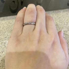 【エクセルコダイヤモンド(EXELCO DIAMOND)の口コミ】 シンプルですが、ミル打ちで明るいイメージでオーダーをすることができた…