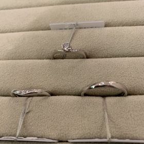 【TRECENTI(トレセンテ)の口コミ】 カタログを見て、気になるものがあり来店しました。
他店にはない指輪の構…