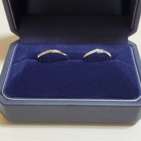 【銀座ダイヤモンドシライシの口コミ】 ストレートに近いウェーブがシンプルだけれどもかわいく魅力的でした。ダ…