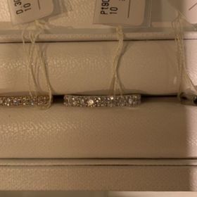 【Ponte Vecchio(ポンテヴェキオ)の口コミ】 ハーフエタニティを探していてポンテヴェッキオさんにも伺いました。デザ…