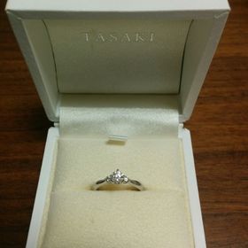 【TASAKI(タサキ)の口コミ】 最初は少し安めのものを探していましたが少し安っぽかったのでほかを探す…