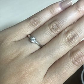 【俄(にわか)の口コミ】 価格、デザインの両面で気にいるものが見つかったため購入を決めました。
…