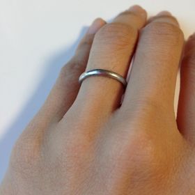 【Something Blue(サムシングブルー)の口コミ】 毎日身につけるものなのでシンプルなものが良いと思ってデザイン重視で選…