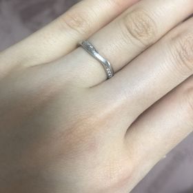 【俄(にわか)の口コミ】 何十年と付けるものなので、飽きずにずっと付けていられるようなシンプル…