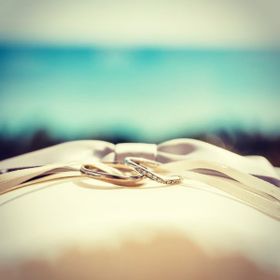 【俄(にわか)の口コミ】 スタッフさんに
このブランドをおすすめして頂き、
最初は違ったブランド…