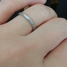 【MIKIMOTO(ミキモト)の口コミ】 シンプルすぎず、派手すぎずなものを探していました。ミルグレインという…