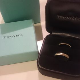【ティファニー(Tiffany & Co.)の口コミ】 購入条件として、
・シンプルな指輪
・メンテナンスをする店舗数が多いブ…