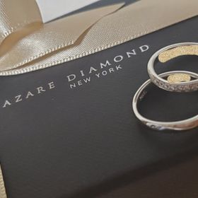 【ラザール ダイヤモンド(LAZARE DIAMOND)の口コミ】 ラザールダイヤモンドのブランド品質！
他のブランドと比べても、
小さな…