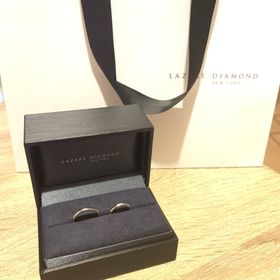 【ラザール ダイヤモンド(LAZARE DIAMOND)の口コミ】 デザインで好みのものがあったため。
接客の対応がとても良く、悩みや気に…