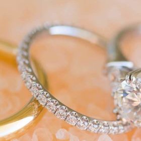 【ショーメ(CHAUMET)の口コミ】 ごく細いフルエタニティリングを探していました。
彼がティファニーやカル…