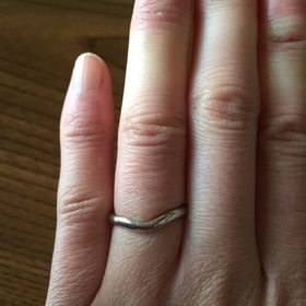 【ティファニー(Tiffany & Co.)の口コミ】 婚約指輪を先に決めて、いただいていたのでそれと同じブランドにしたいと…