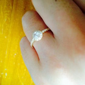 【AHKAH(アーカー)の口コミ】 婚約指輪は滅多につける場面がないという話をよく聞きますが、せっかくの…