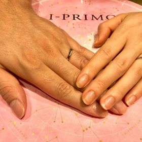 【アイプリモ(I-PRIMO)の口コミ】 婚約指輪用の指輪の決め手は、婚約指輪の有名な形といったら通常 一粒ダイ…