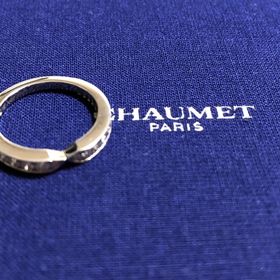 【ショーメ(CHAUMET)の口コミ】 ダイヤ付きのリングで探していて、店舗に行く前から気になっていたデザイ…