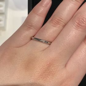 【ティファニー(Tiffany & Co.)の口コミ】 一粒ダイヤモンドのシンプルなデザインのものです。シンプルでずっとつけ…