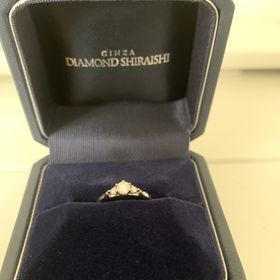 【銀座ダイヤモンドシライシの口コミ】 Bouquet Rococoはネットでも見ていたのですが
ネットで見るよりも実際に手…