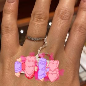 【ケイウノ ブライダル(K.UNO BRIDAL)の口コミ】 指輪の細さも太過ぎず、細過ぎずのデザインがあり、細さがちょうど良かっ…