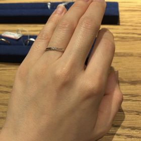 【BIJOUPIKO(ビジュピコ)の口コミ】 指輪のデザインについて、珍しいデザインで他の人と被らなそうかつ個性的…