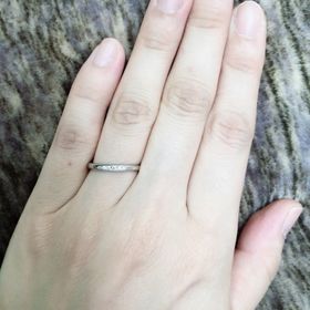 【銀座ダイヤモンドシライシの口コミ】 始めに指輪を付けたときのつけ心地が良かったです。事前にインターネット…