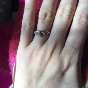 【Q-pot】の口コミ 結婚指輪はどれも似たり寄ったりで、誰ともかぶりたくないと思っていた私は...