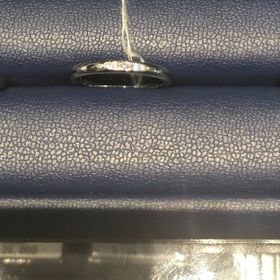 【銀座ダイヤモンドシライシの口コミ】 元々HPで拝見してこのデザインが気になっていました。
実際見ても可愛くて…