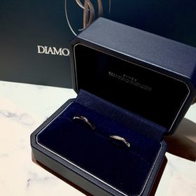 【銀座ダイヤモンドシライシの口コミ】 リングのデザインがウェーブしており、キラキラしているのがずっと欲しく…