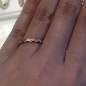 【NIESSING(ニーシング)の口コミ】 バウハウスデザインで、なかなか珍しいデザインに惹かれました。ダイヤの…