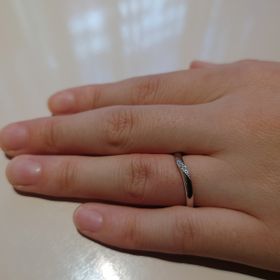 【TRECENTI(トレセンテ)の口コミ】 最初はダイヤモンドは派手かと思っていたが、実際に見てみると派手なもの…