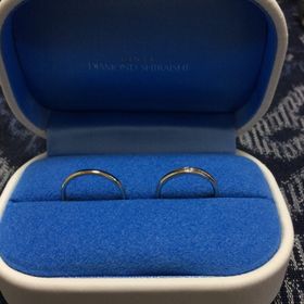 【銀座ダイヤモンドシライシの口コミ】 着けていて楽なもので少しデザインがきいたもの。ストレートタイプであっ…