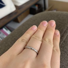 【エクセルコダイヤモンド(EXELCO DIAMOND)の口コミ】 ダイアモンドが小さめながらもミルのデザインで引き立てられ、キラキラ感…