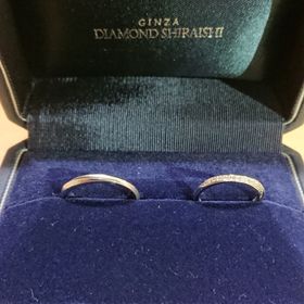 【銀座ダイヤモンドシライシの口コミ】 シンプルだけど飾りすぎず、特徴がある指輪を探していました。
何社か指輪…