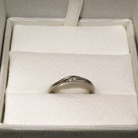 【ENUOVE(イノーヴェ)の口コミ】 事前に雑誌を見て、ゴールド系のリングにと思い店に行きました。実際にい…