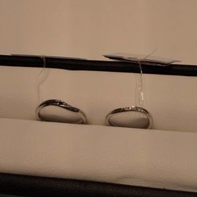 【GALA JEWELRY(ガラジュエリー)の口コミ】 婚約指輪が無いので普段着けするけど埋め込みの石でいいから石が入ってる…