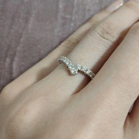 【ハリー・ウィンストン(Harry Winston)の口コミ】 旦那が「何でも好きに選んでいい」と言ってくれたので、折角ならいい指輪…