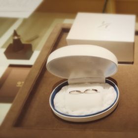 【１／ｆ エフブンノイチの口コミ】 元々こちらのお店でお願いしようと考えていたため、店内のサンプルを試着…