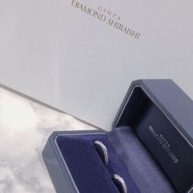 【銀座ダイヤモンドシライシの口コミ】 シンプルな指輪より少しデザインのある指輪を探していた。当初本ブランド…
