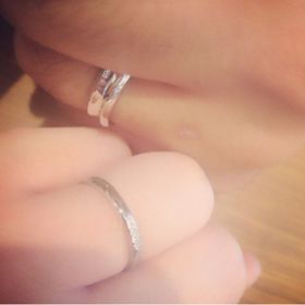 【アイプリモ(I-PRIMO)の口コミ】 メンズの程よくゴツめで男らしい雰囲気と、レディースのダイヤモンドがポ…