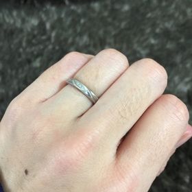 【エクセルコダイヤモンド(EXELCO DIAMOND)の口コミ】 色々と試してみましたがどれもしっくりこなくて
散々悩んだ結果このシンプ…